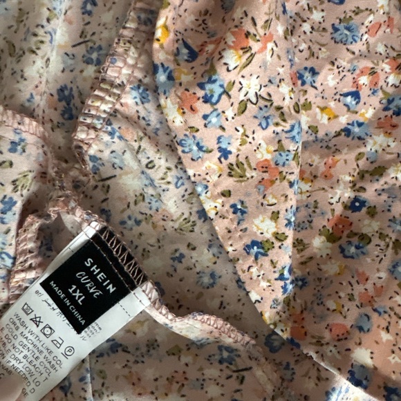 SHEIN Peach Floral Tiered Dress with Blue Accents - Picture 3 of 3